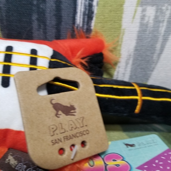 PLAY San Francisco Guitar Hero Rock'N Rollover Dog Toy Certified Non-Toxic - Picture 9 of 10